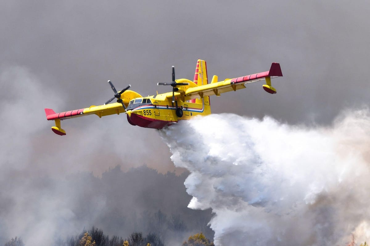 Waldbrände außer Kontrolle?Europas Kampf gegen das Löschflugzeug-Problem