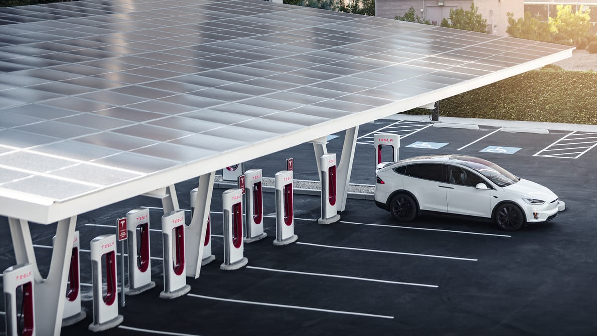 Supercharger 2.0: Tesla revolutioniert das Ladenetzwerk