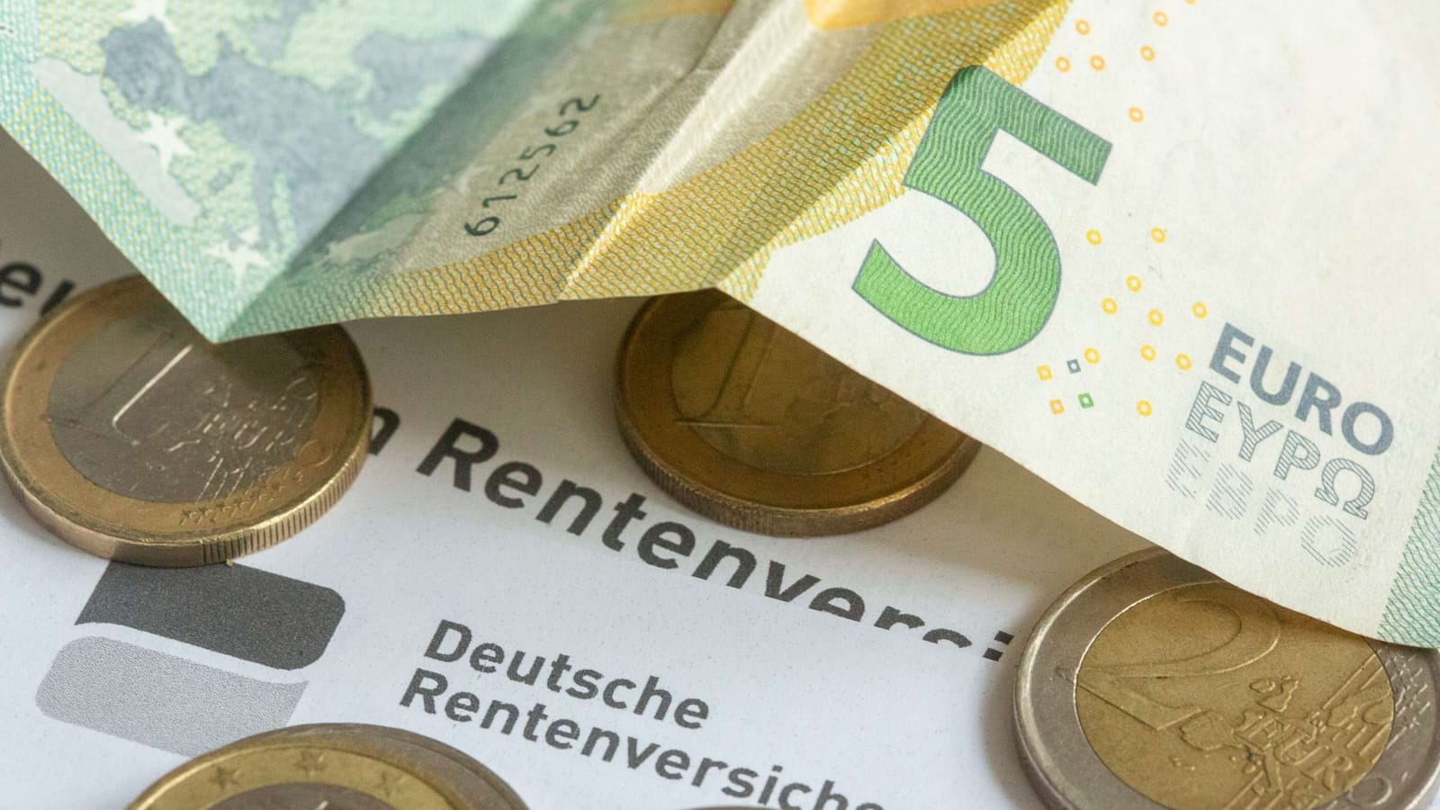 Rentenerhöhung 2025 Deutsche Pensionäre sollen mehr bekommen doch