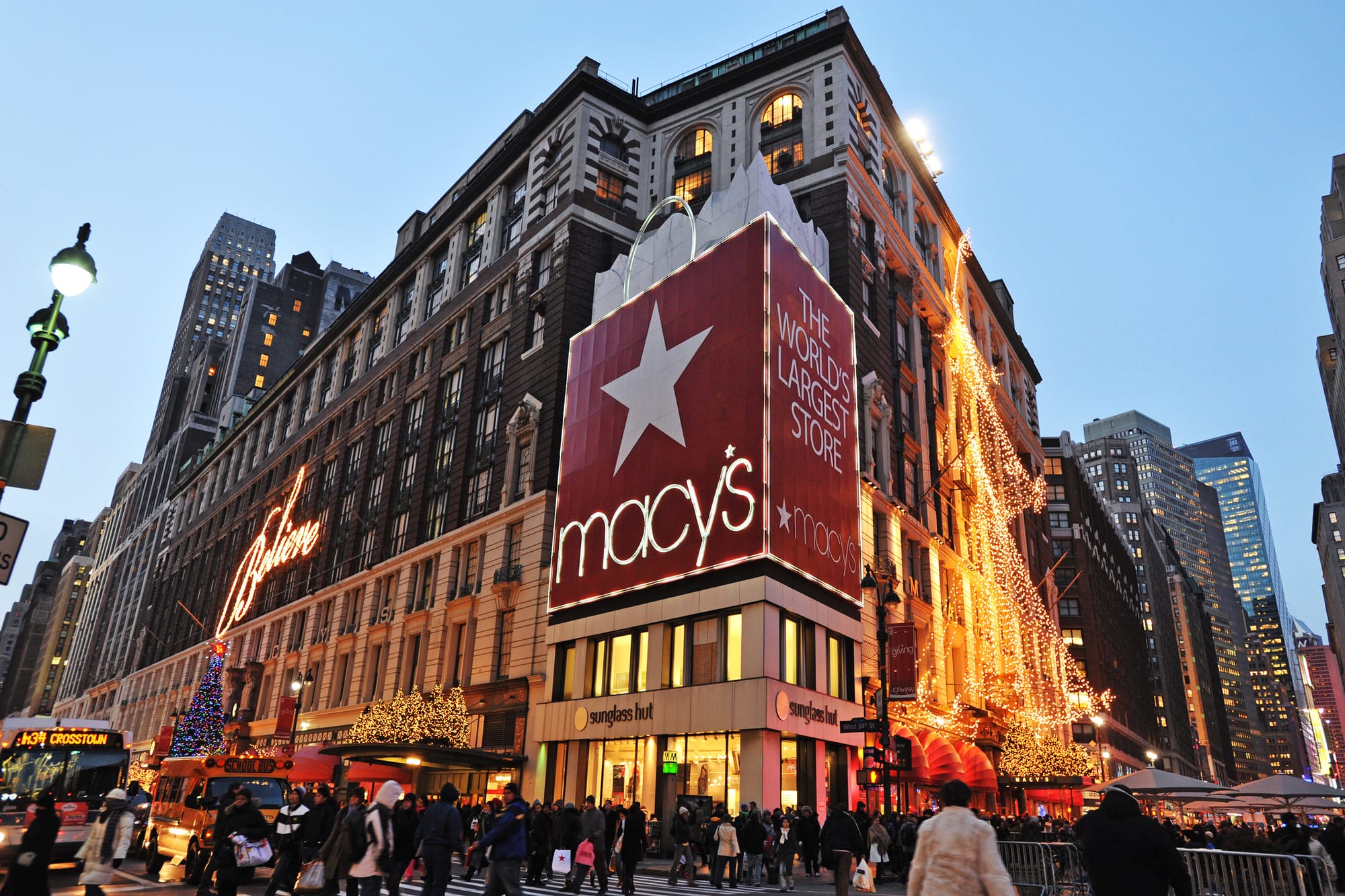 Macy's unter Druck: Millionenverlust durch Bilanz-Trick eines Mitarbeiters