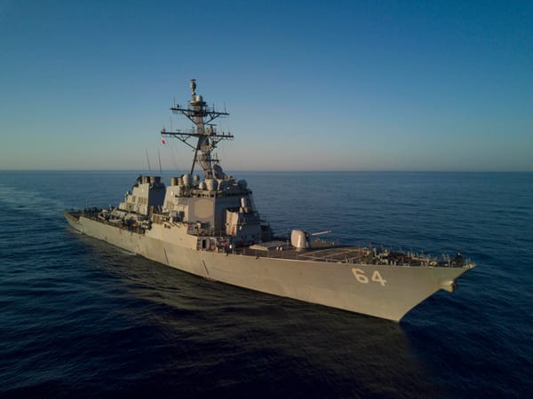 Nahost-Konflikt eskaliert: US-Kriegsschiff im Feuergefecht mit Huthi-Rebellen