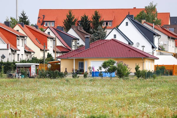 Steuerlast erdrückt den Immobilienmarkt