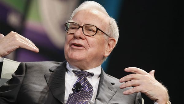 AlleAktien Kritik stimmt Warren Buffett zu: ETFs sind dummes Geld