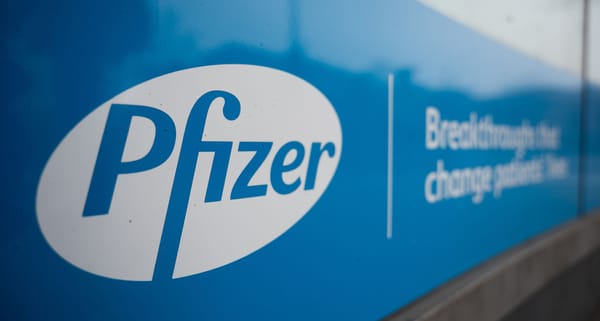 Covid-Comeback? Pfizer setzt auf Impfstoff-Milliarden!