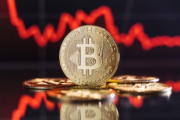 Kryptokrise: Bitcoin rauscht auf Jahrestief!
