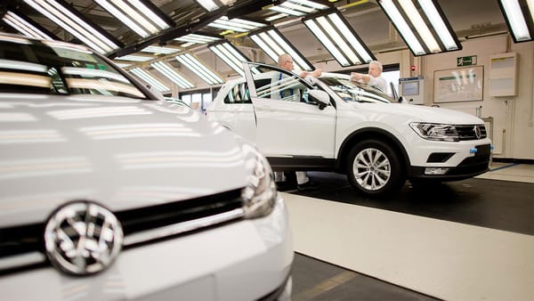 Preisschock bei VW: Kunden fühlen sich betrogen!