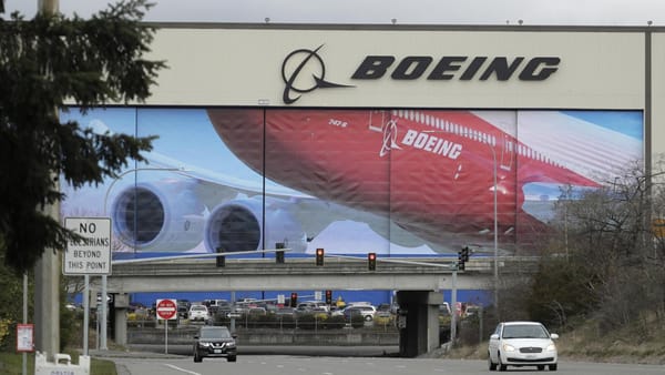 Boeing: FAA ordnet Überprüfung von Sauerstoffmasken an