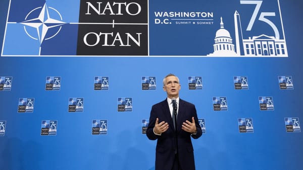 Könnte das Drei-Prozent-Ziel der Nato den Sozialstaat gefährden?
