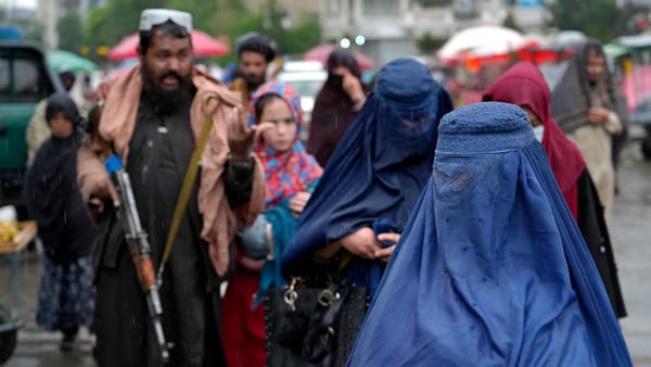 In Afghanistan verstummen die Frau komplett