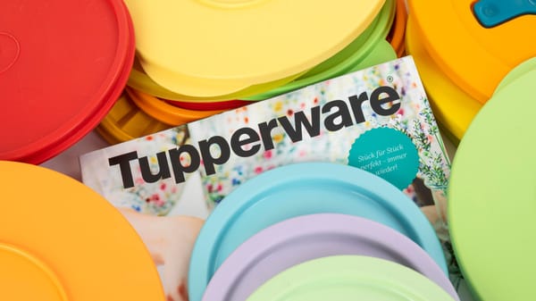 Tupperware vor der Insolvenz? Wie der einstige Party-Riese unter seinen Schulden zusammenbricht