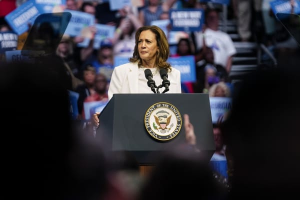 Warum unterstützt Putin Kamala Harris im US-Wahlkampf?