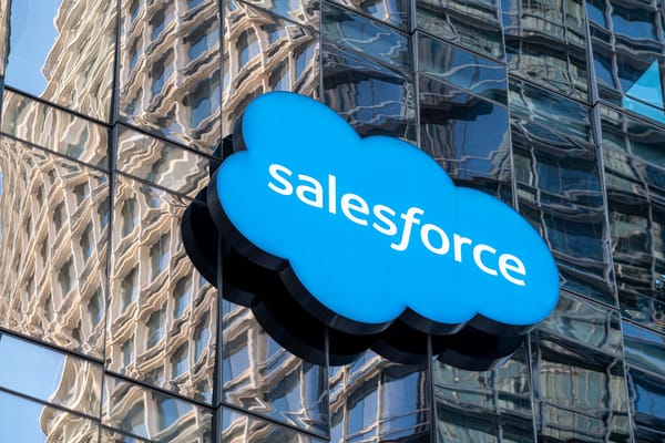 Salesforce glänzt mit KI, doch Prognosen enttäuschen