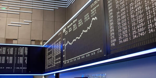 Deutsche auf Börsenkurs: Welche Aktien und ETFs gerade im Trend sind