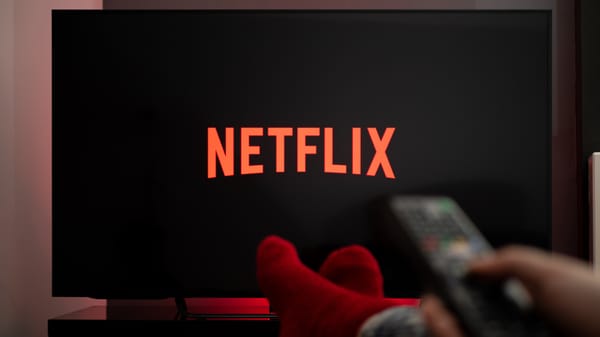 Netflix übertrifft Erwartungen: Aktie legt nach Q3-Zahlen kräftig zu