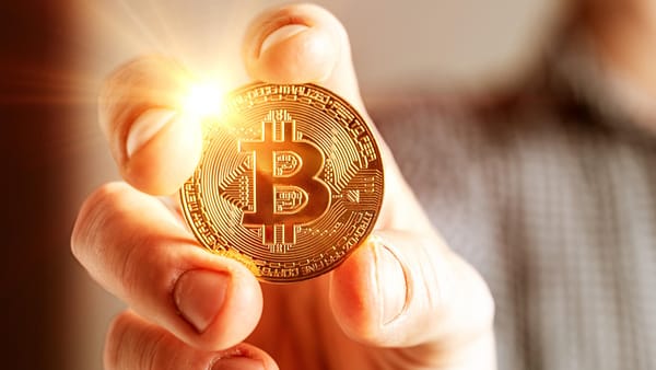 Bitcoin-Rekordhoch: Sollten Sie jetzt noch in Bitcoin investieren?