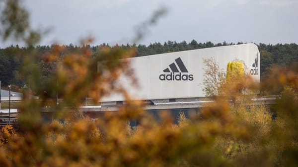 Razzia bei adidas: Steuerfahnder durchsuchen Konzernsitz